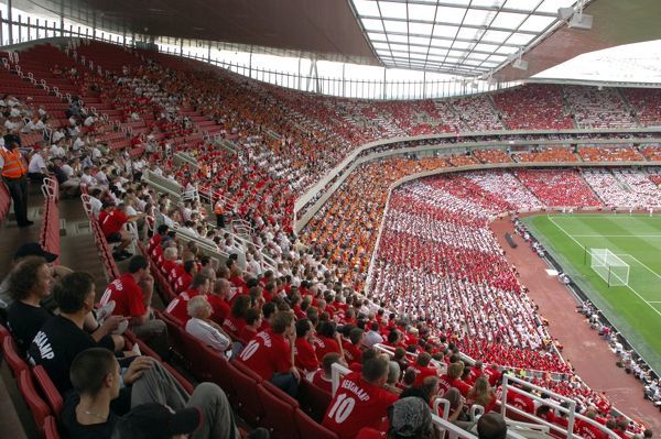 emirates-stadium-fans-south-end-272621_1.jpg